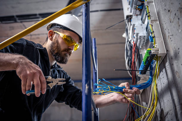 Best Electrical Contractors for Businesses  in Winfield, IA